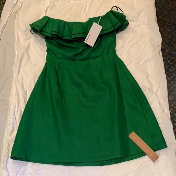 Reformation Dresses & Skirts - Reformation Strapless emerald green dress